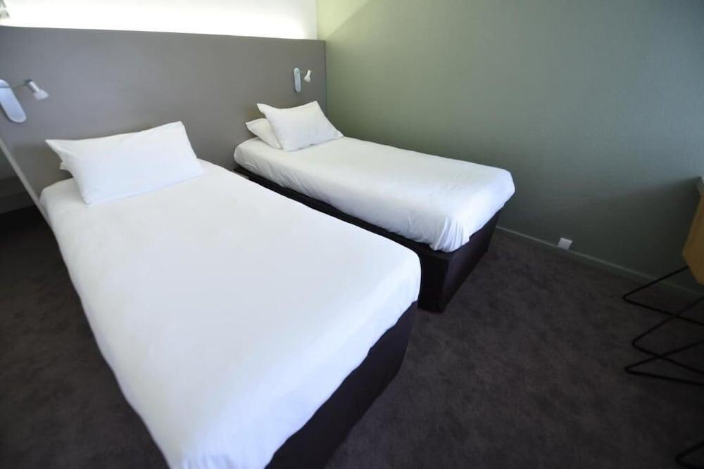 Campanile Annecy ~ Metz-Tessy Hotel Luaran gambar