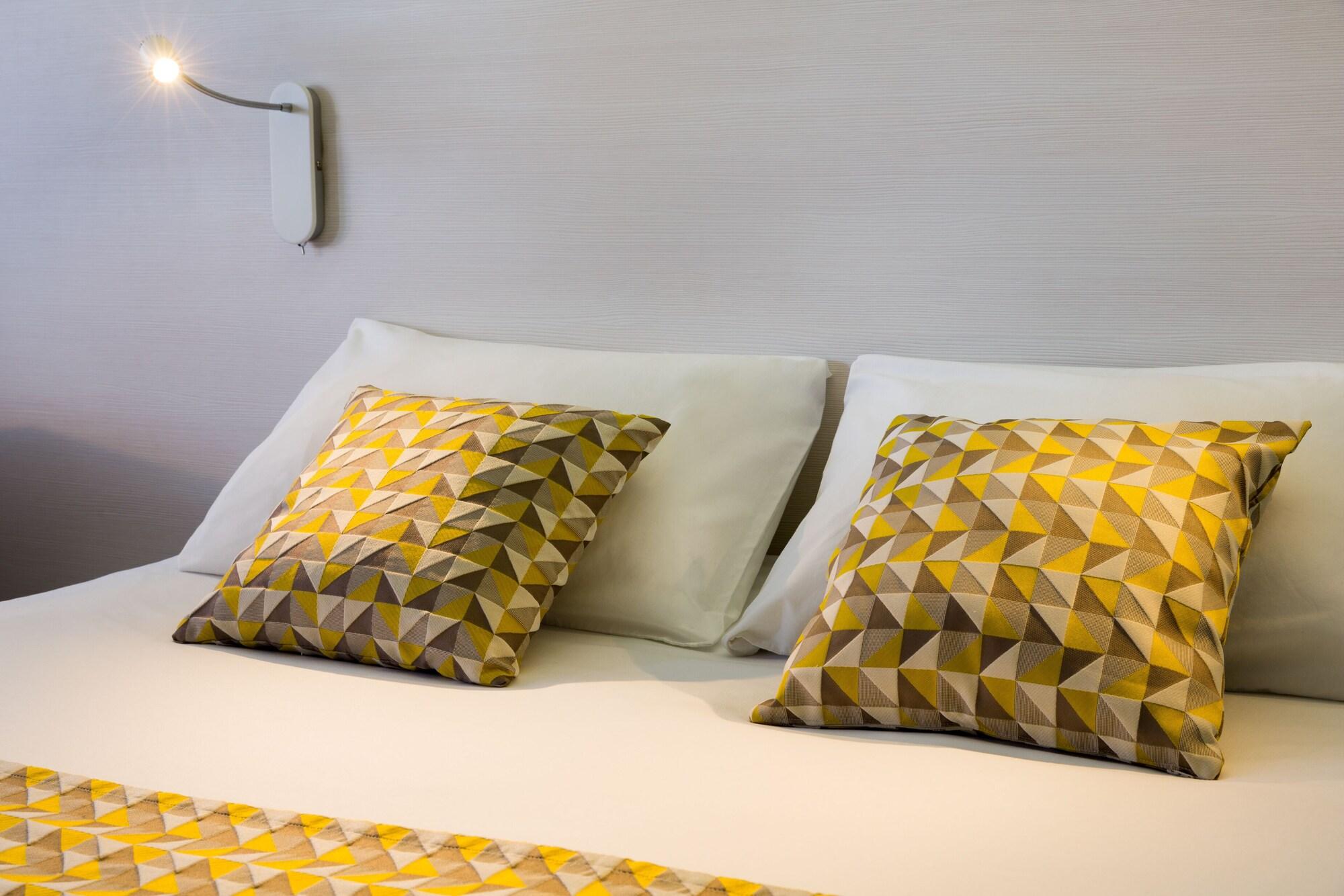 Campanile Annecy ~ Metz-Tessy Hotel Luaran gambar