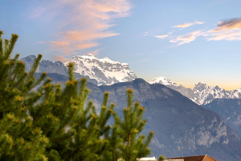 Campanile Annecy ~ Metz-Tessy Hotel Luaran gambar