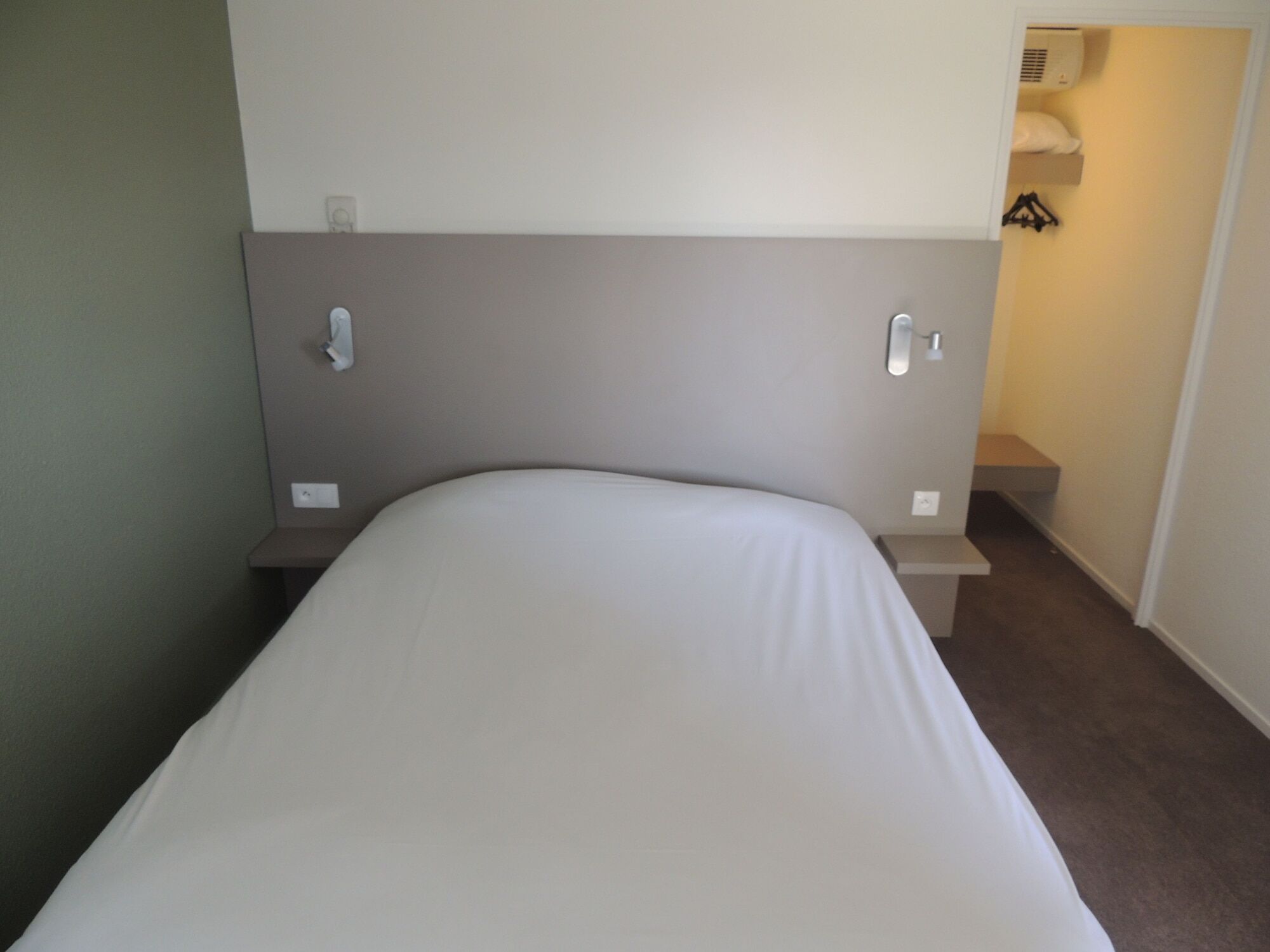 Campanile Annecy ~ Metz-Tessy Hotel Luaran gambar