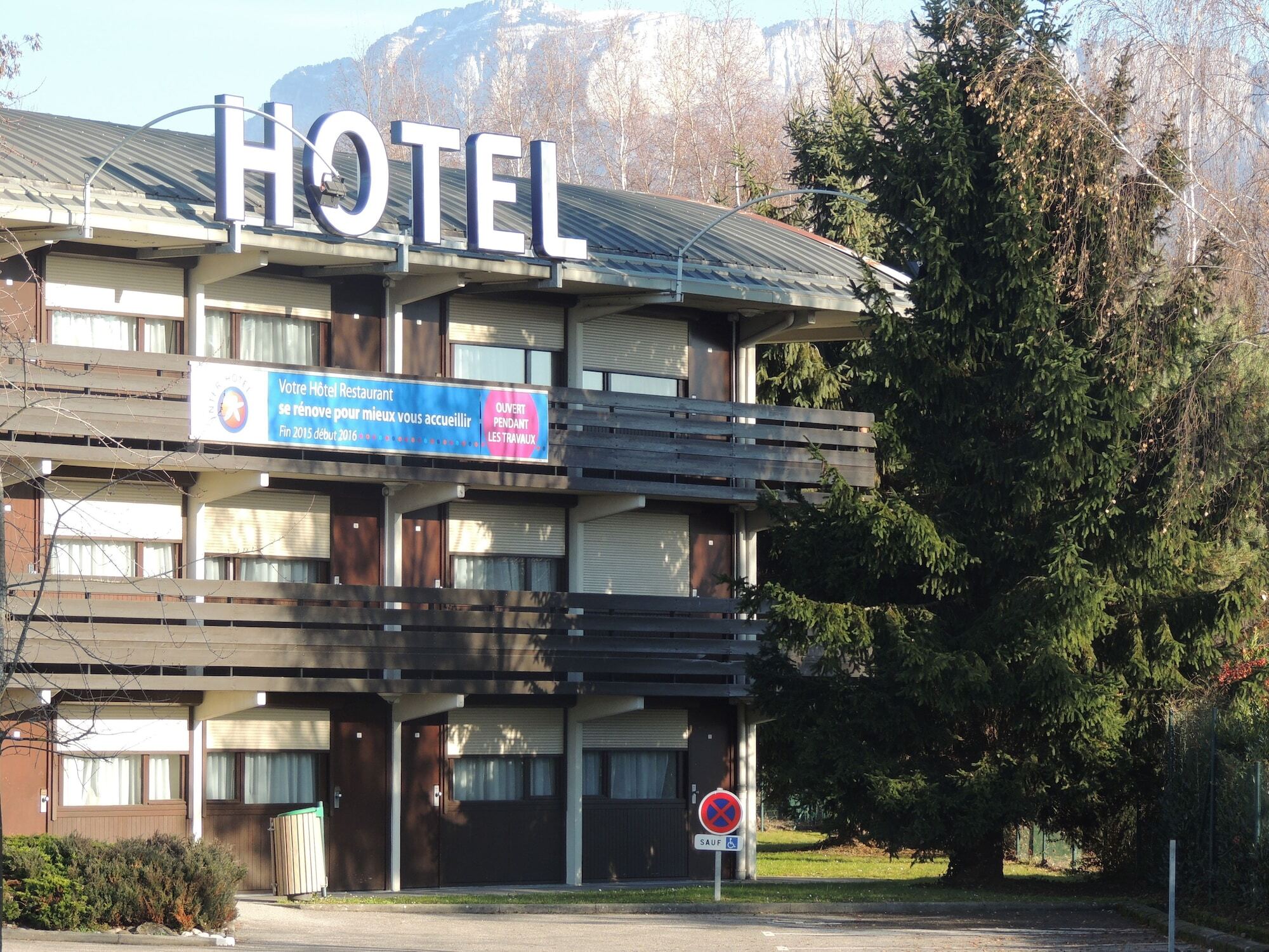 Campanile Annecy ~ Metz-Tessy Hotel Luaran gambar
